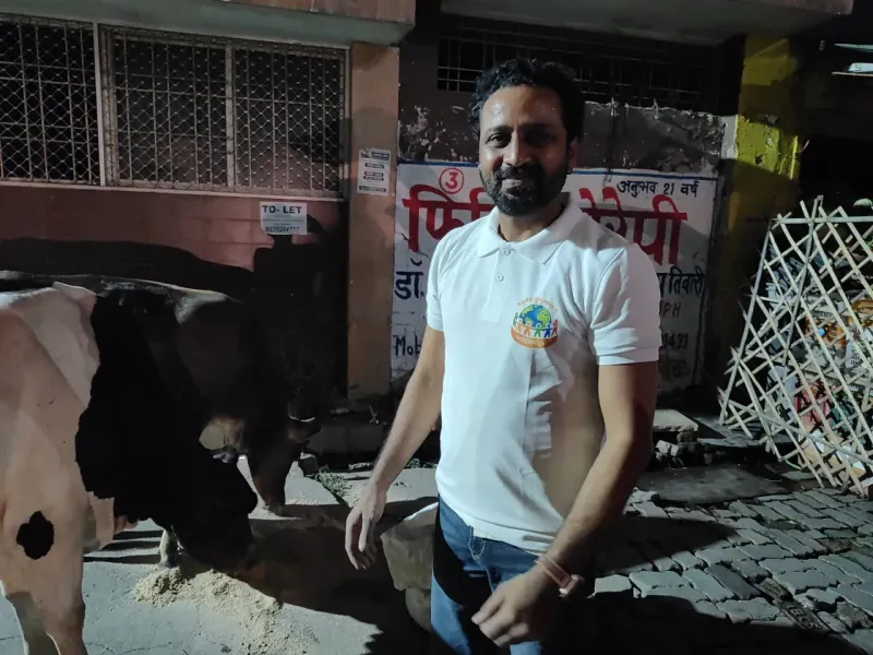 Sameer Khan – Volunteer Lead coordinating rescue drives at Vasudhevkutumbkam Foundation